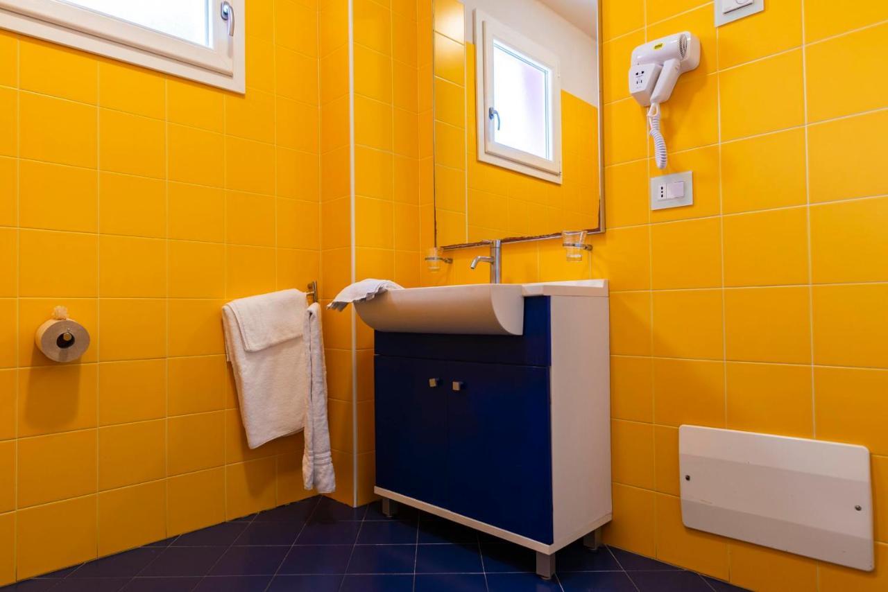 Residence Burano リド・ディ・イエゾロ エクステリア 写真