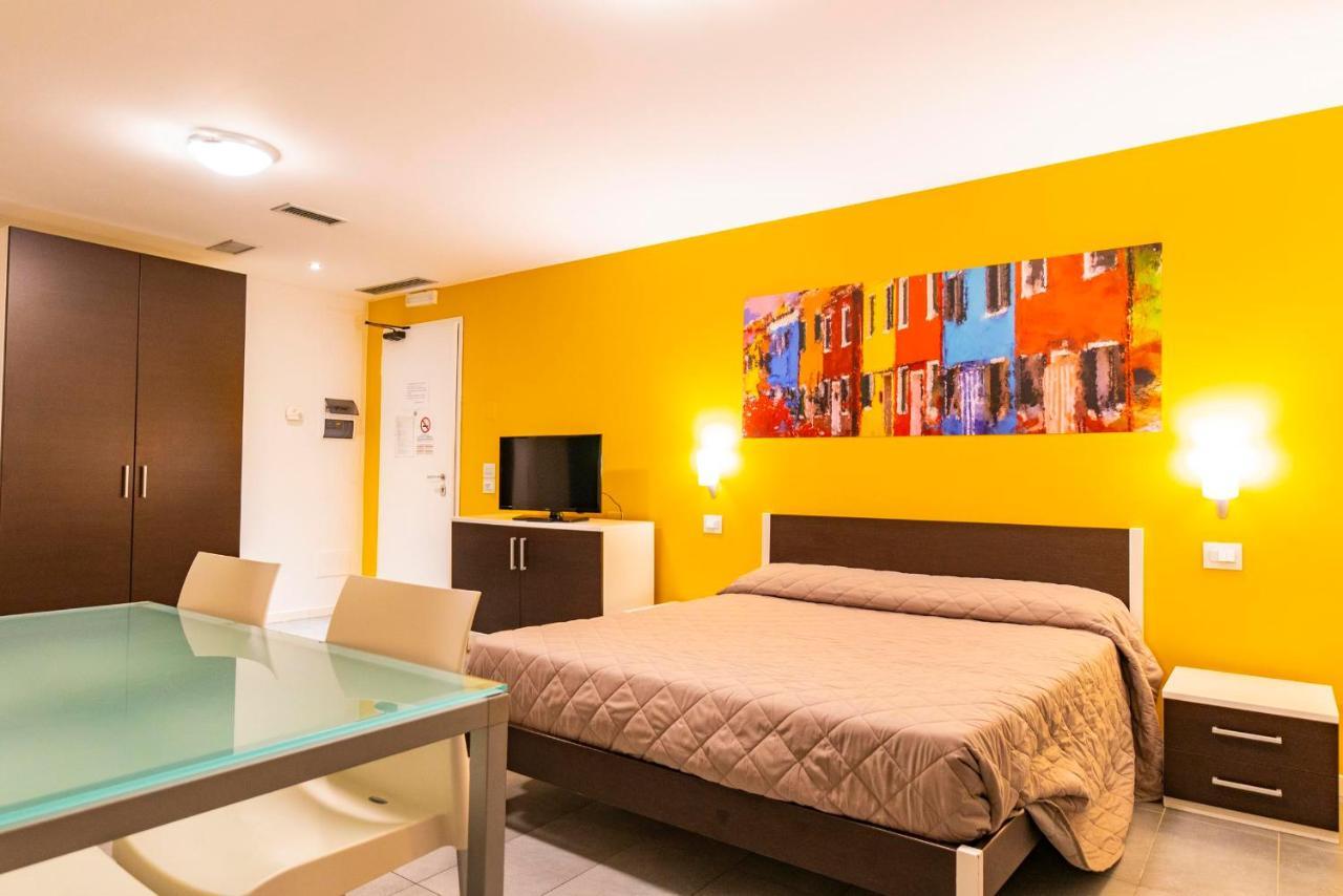 Residence Burano リド・ディ・イエゾロ エクステリア 写真